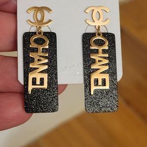 Brand new staniless steel womens earring